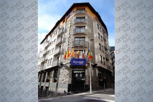 1 фото отеля Kyriad Andorra Comtes D’urgell 3* 