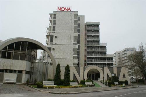 3 фото отеля Нона 3* 