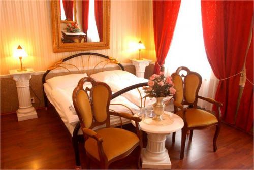 4 фото отеля Villa Basilea 3* 