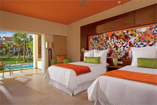 12 фото отеля Breathless Punta Cana 5* 