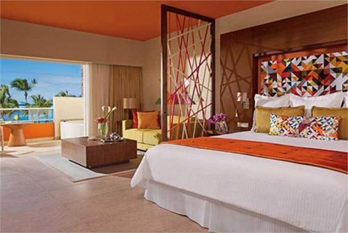 15 фото отеля Breathless Punta Cana 5* 