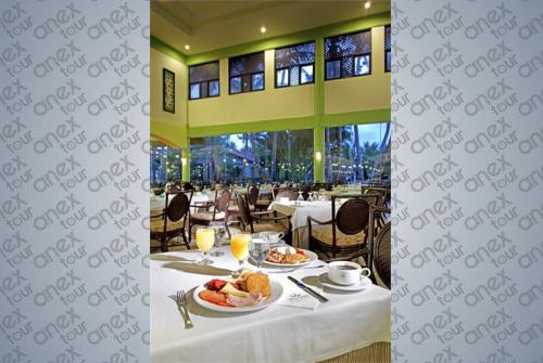55 фото отеля Eden Roc At Cap Cana Solaya Hotels & Resorts 5* 