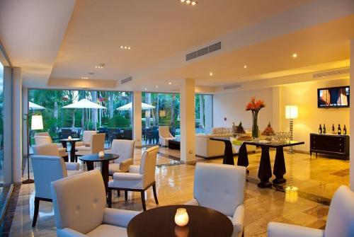 101 фото отеля Grand Palladium Bavaro Suites Resort & Spa 5* 