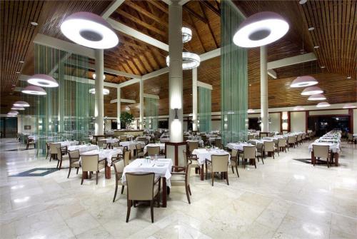 124 фото отеля Grand Palladium Bavaro Suites Resort & Spa 5* 