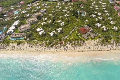 15 фото отеля Grand Palladium Bavaro Suites Resort & Spa 5* 