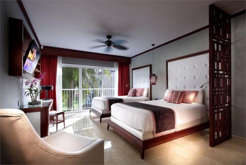 56 фото отеля Grand Palladium Bavaro Suites Resort & Spa 5* 