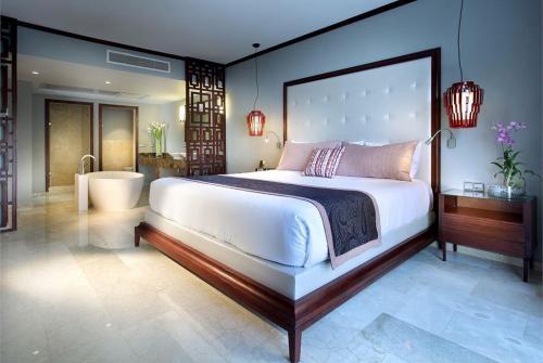84 фото отеля Grand Palladium Bavaro Suites Resort & Spa 5* 