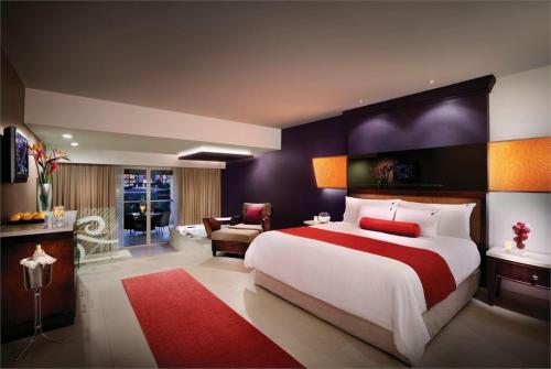 9 фото отеля Hard Rock Hotel & Casino Punta Cana 5* 