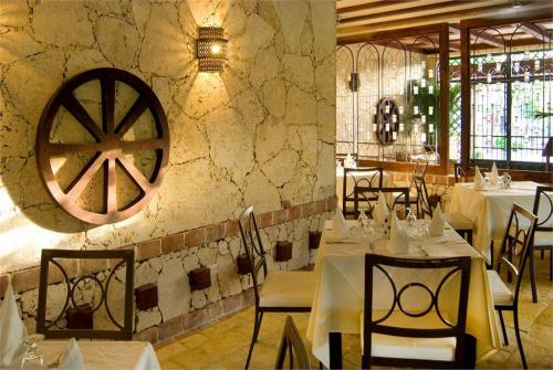 52 фото отеля Ifa Villas Bavaro Resort & Spa 4* 