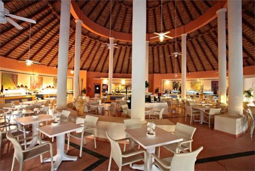 17 фото отеля Luxury Bahia Principe Ambar 4* 