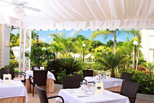 4 фото отеля Luxury Bahia Principe Esmeralda 5* 
