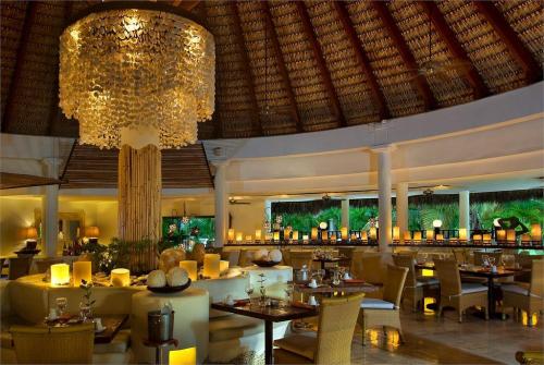 10 фото отеля Melia Caribe Tropical 5* 