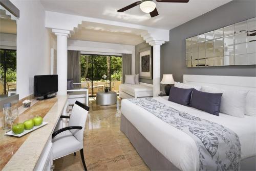 16 фото отеля Melia Caribe Tropical 5* 