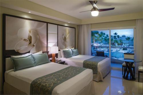 7 фото отеля Royalton Punta Cana 5* 