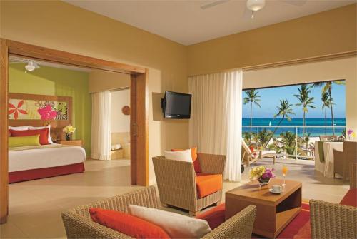 23 фото отеля Secrets Royal Beach Punta Cana 5* 
