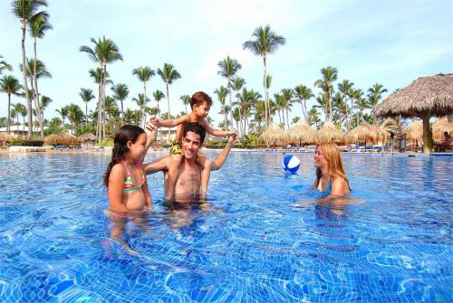 15 фото отеля Sirenis Punta Cana Resort Casino & Aquagames 5* 