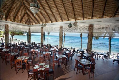 17 фото отеля Viva Wyndham Dominicus Beach 3* 