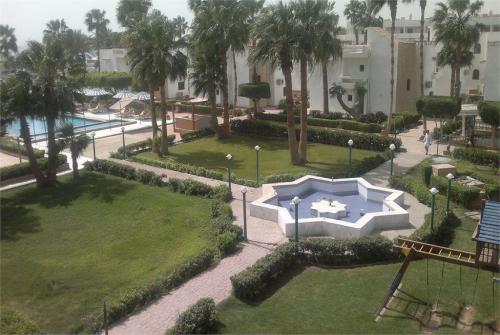 4 фото отеля Al Mashrabiya Beach Resort 3* 