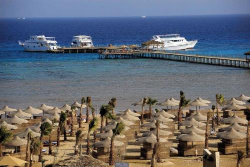 6 фото отеля Amwaj Blue Beach Resort & Spa Abu Soma 5* 
