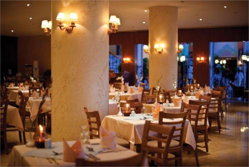 29 фото отеля Amwaj Oyoun Hotel & Resort 5* 