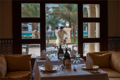 8 фото отеля Baron Palace Resort Sahl Hasheesh 5* 