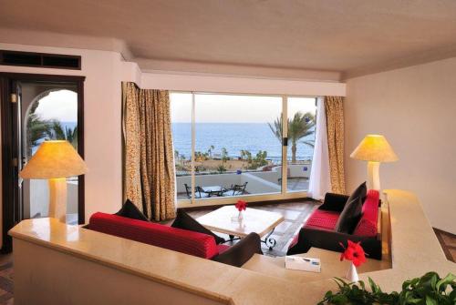 24 фото отеля Citadel Azur Resort 5* 