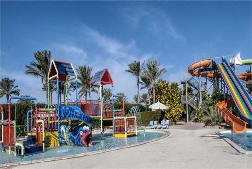 9 фото отеля Continental Garden Reef & Aqua Park Resort 5* 