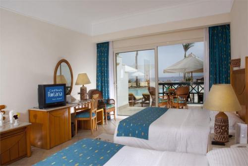 10 фото отеля Coral Beach El Montazah 4* 