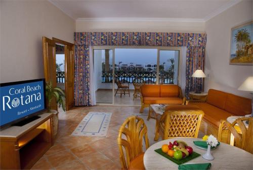 14 фото отеля Coral Beach El Montazah 4* 
