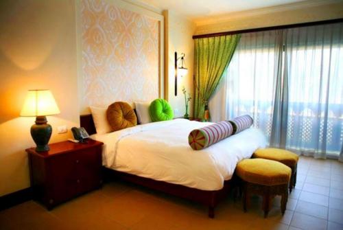 10 фото отеля Crowne Plaza Sahara Oasis 5* 
