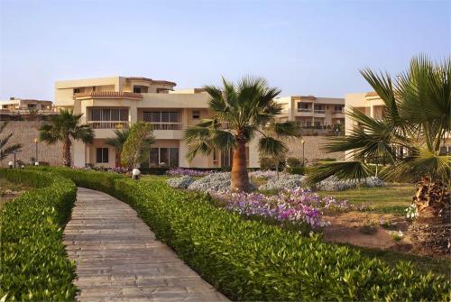 7 фото отеля Hilton Hurghada Long Beach 4* 