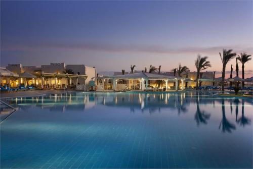 3 фото отеля Hilton Marsa Alam Nubian Resort 5* 