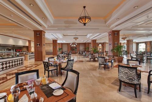 13 фото отеля Le Royal Holiday Resort Sharm El Sheikh 5* 