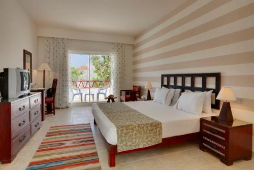 14 фото отеля Marmara Hotel & Resort 4* 