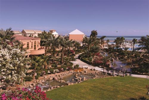 12 фото отеля Movenpick Resort & Spa El Gouna 5* 