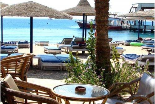 4 фото отеля Pharaoh Al Mashrabiya Hurghada 3* 