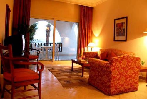 7 фото отеля Poinciana Sharm Resort 4* 
