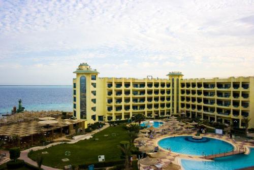 7 фото отеля Premium Grand Horizon Beach Resort 4* 