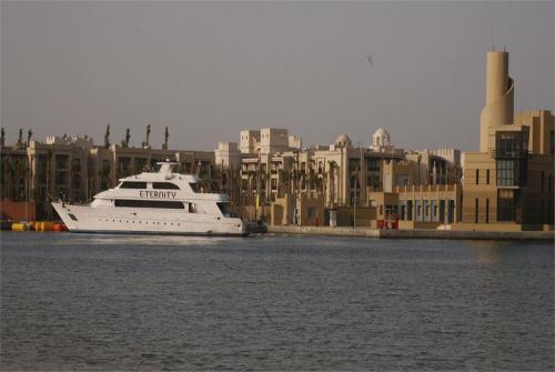 2 фото отеля Rehana Royal Port Ghalib 5* 