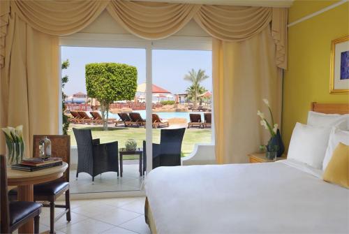 31 фото отеля Renaissance Sharm El Sheikh Golden View Beach Resort 5* 