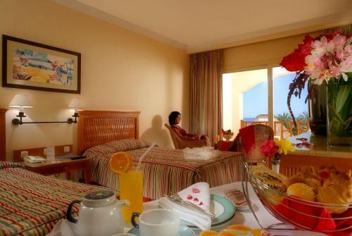 12 фото отеля Royal Grand Sharm 5* 