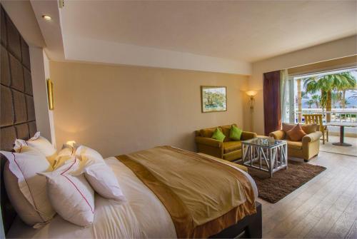 12 фото отеля Royal Monte Carlo Sharm El Sheikh 5* 