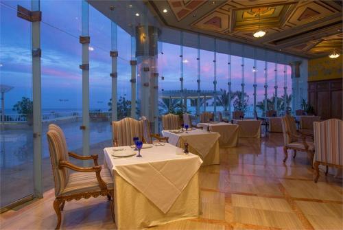4 фото отеля Royal Monte Carlo Sharm El Sheikh 5* 