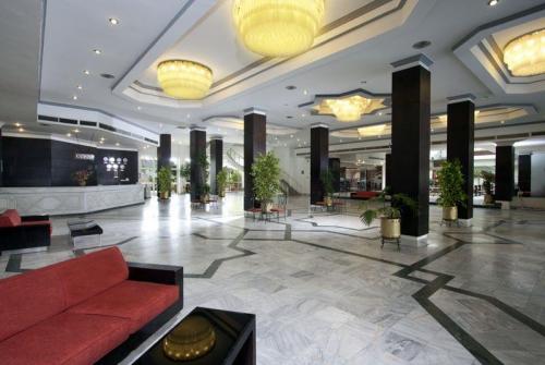 10 фото отеля Royal Regina Resort 4* 