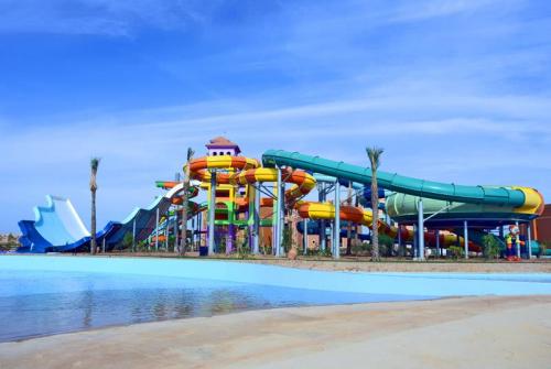 15 фото отеля Sea Club Aqua Park Resort 4* 