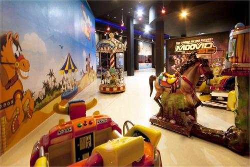 9 фото отеля Serenity Fun City 5* 