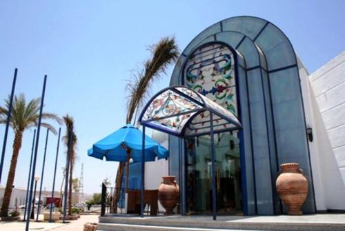2 фото отеля Sharm Elysee Resort & Mircato 3* 