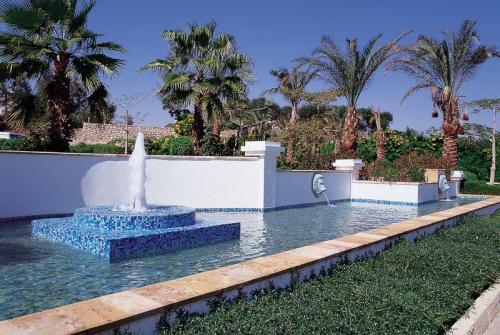 8 фото отеля Sheraton Sharm Resort 5* 