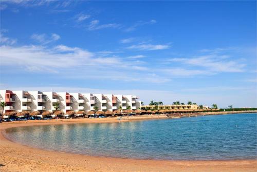15 фото отеля Sunrise Grand Select Crystal Bay Resort 5* 