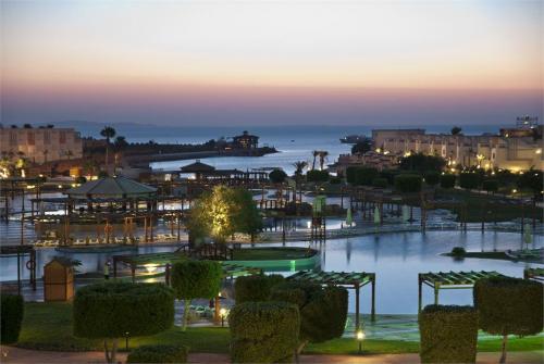 8 фото отеля Sunrise Grand Select Crystal Bay Resort 5* 